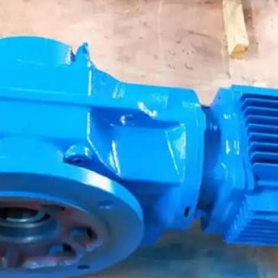 What are the effects of operating conditions on the heat dissipation of KAF107-Y18.5KW-49.20-M6 gear reducer